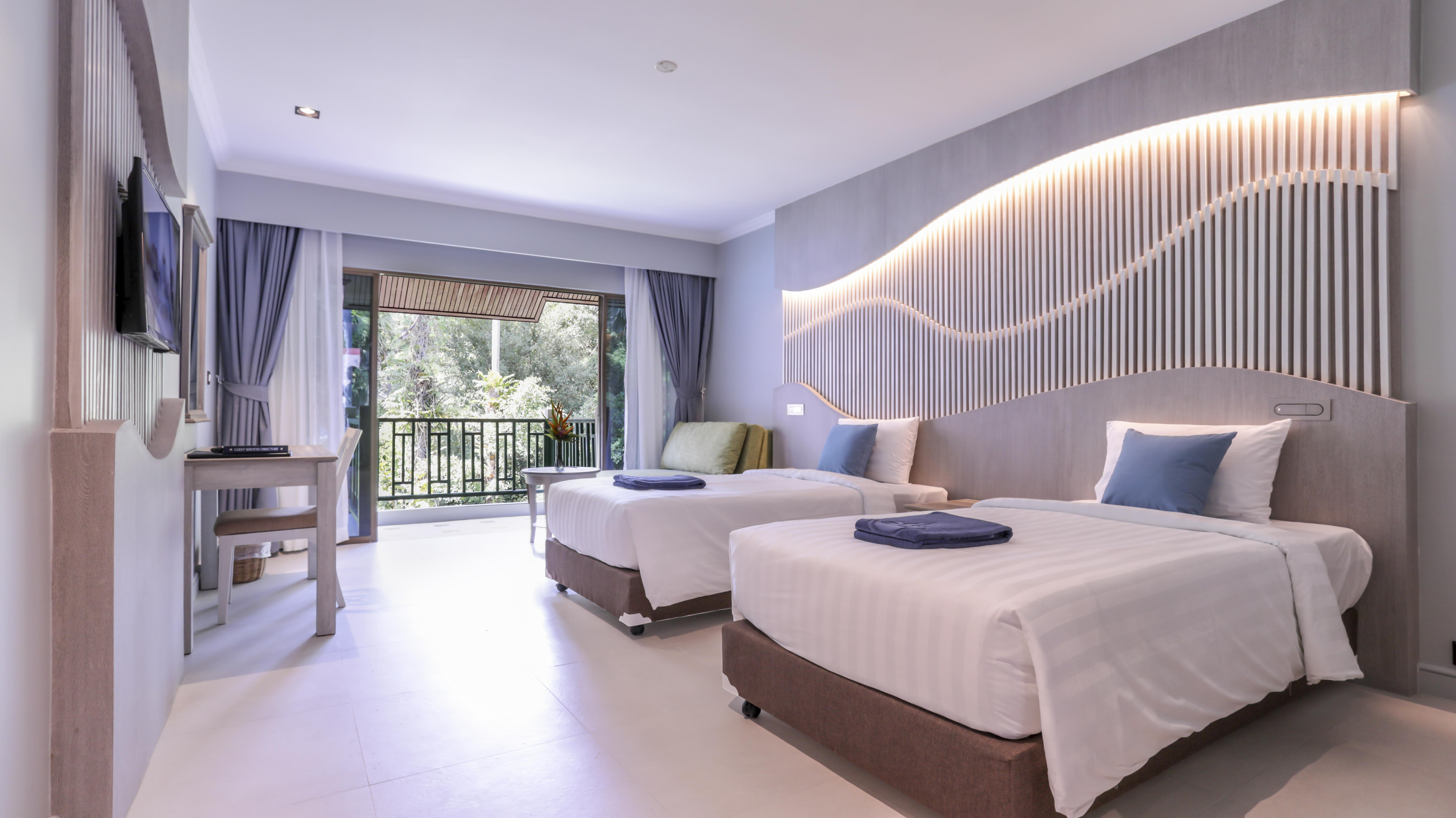 Amora Beach Resort Phuket Pantai Bang Tao Luaran gambar