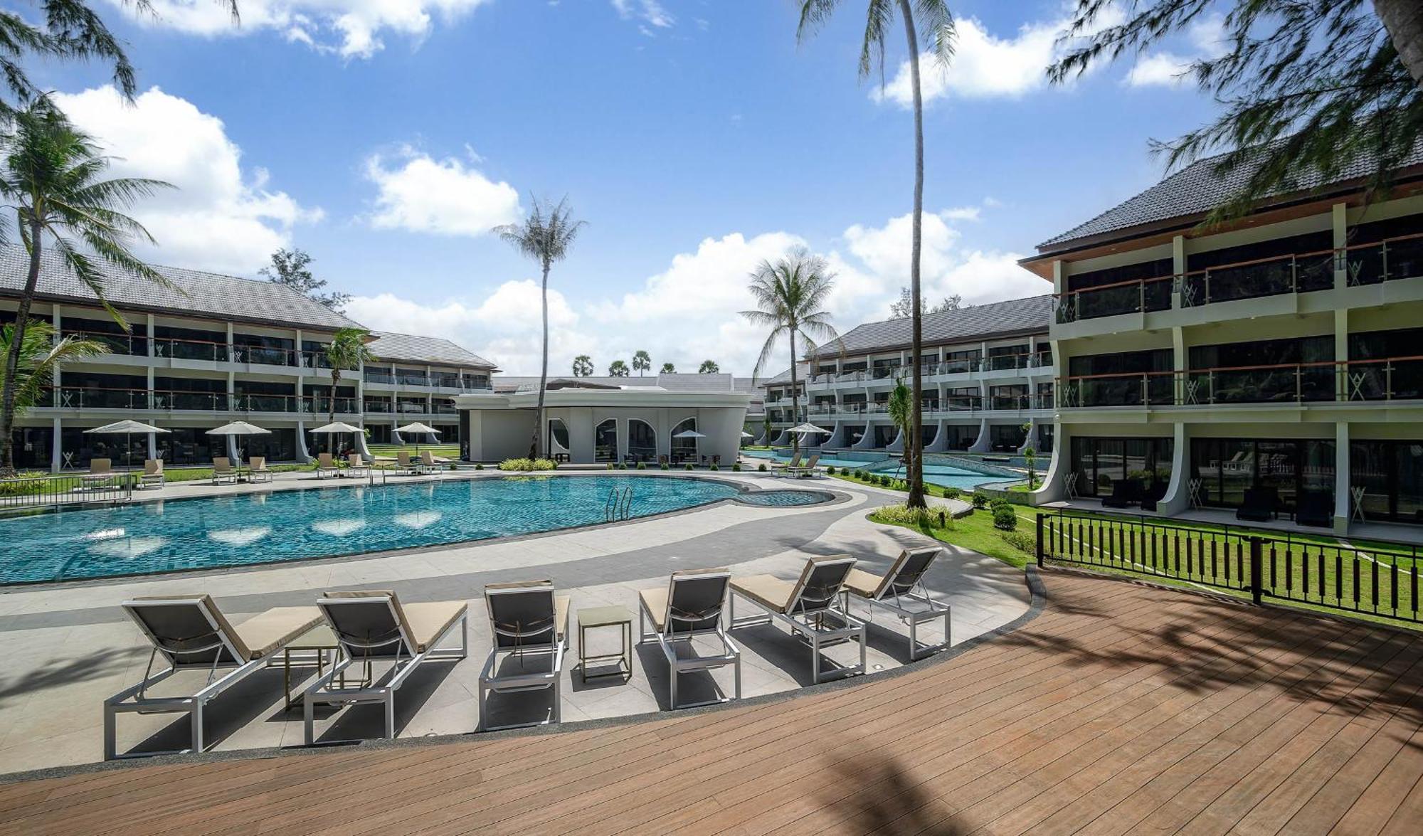 Amora Beach Resort Phuket Pantai Bang Tao Luaran gambar
