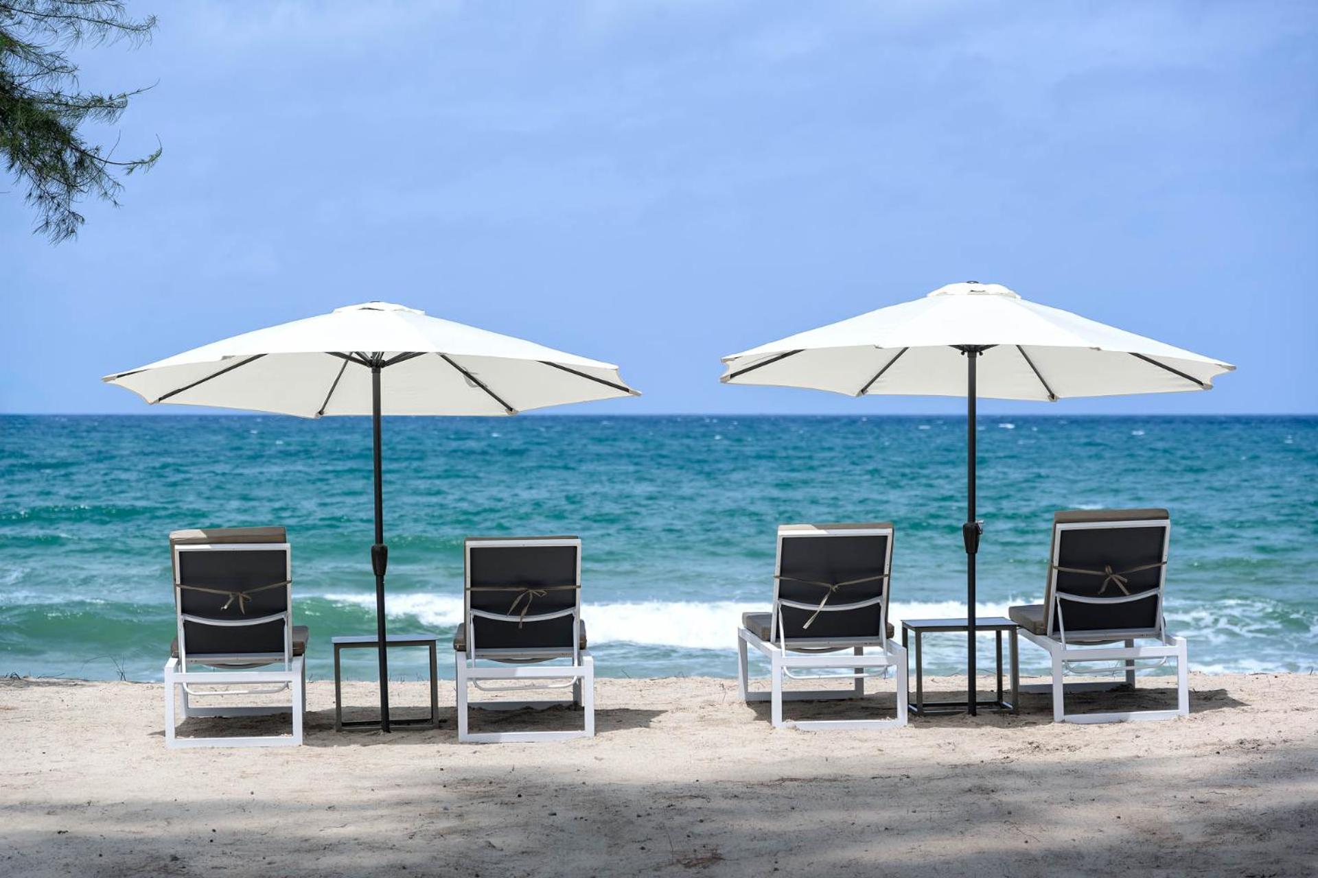 Amora Beach Resort Phuket Pantai Bang Tao Luaran gambar