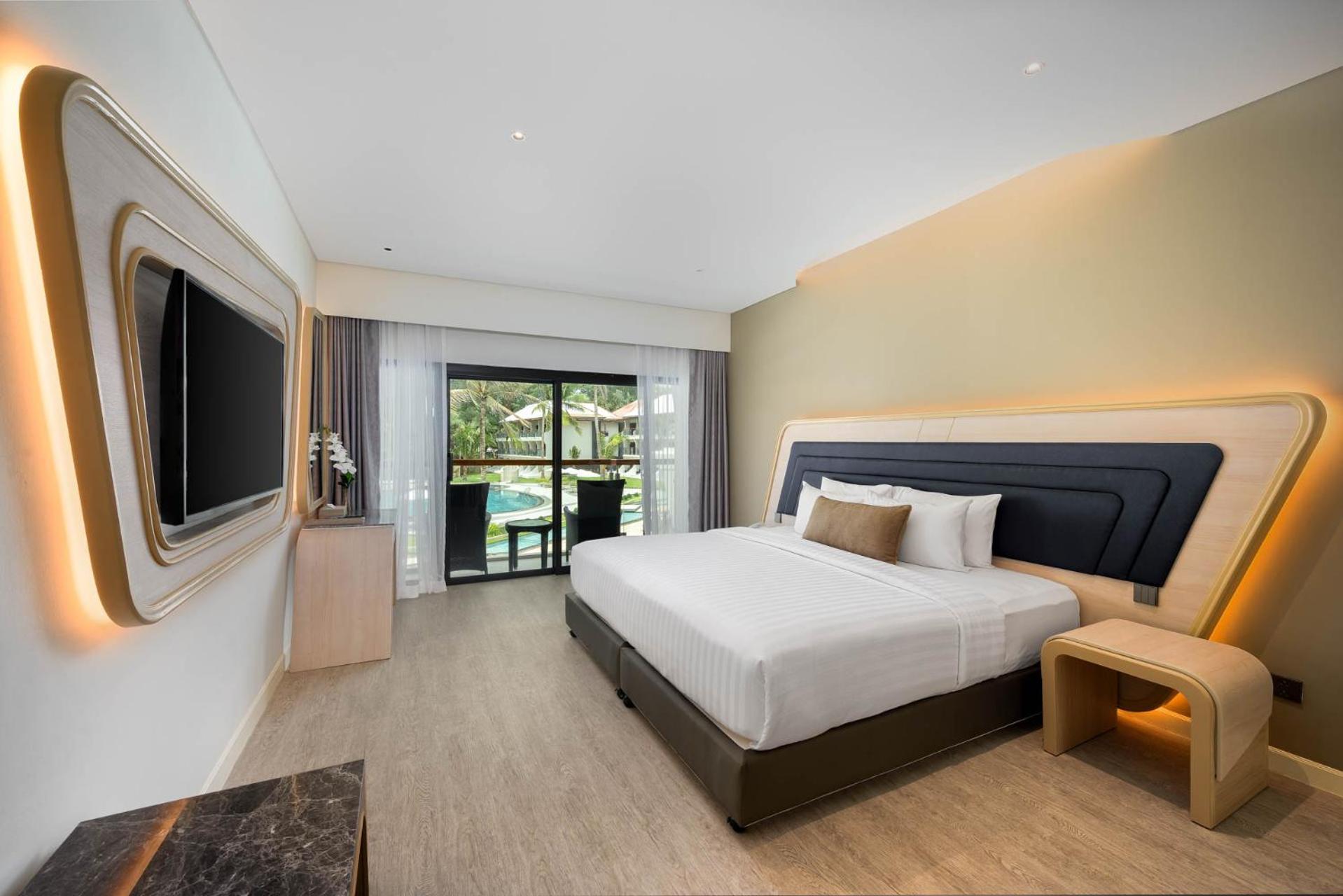 Amora Beach Resort Phuket Pantai Bang Tao Luaran gambar