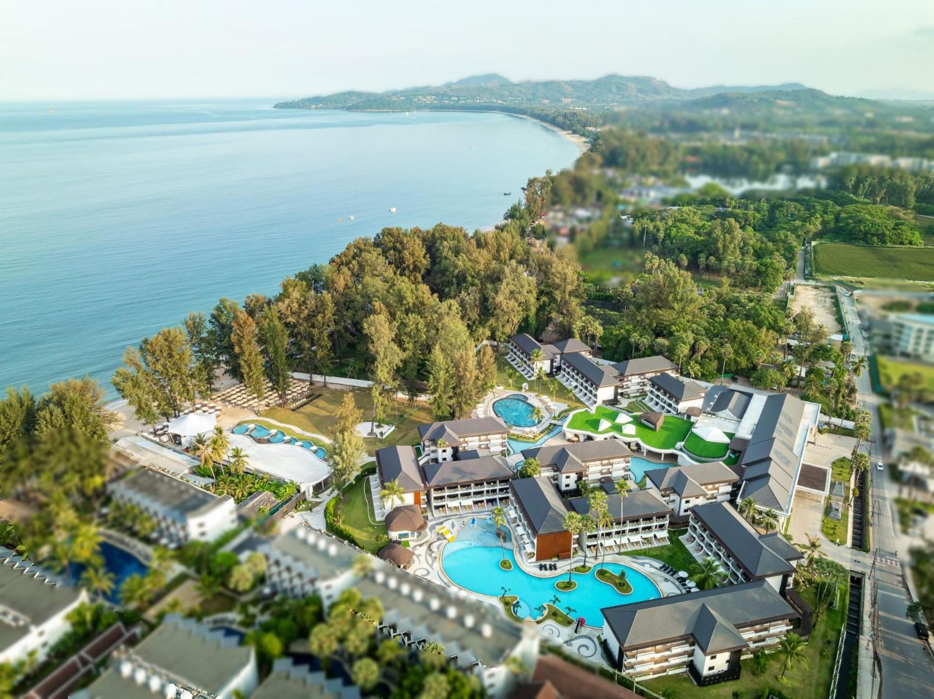 Amora Beach Resort Phuket Pantai Bang Tao Luaran gambar