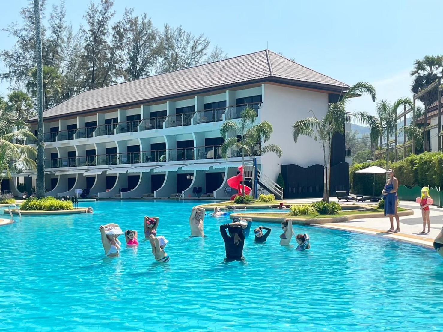 Amora Beach Resort Phuket Pantai Bang Tao Luaran gambar
