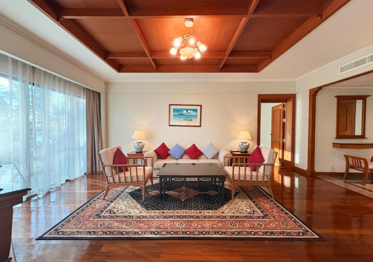 Amora Beach Resort Phuket Pantai Bang Tao Luaran gambar
