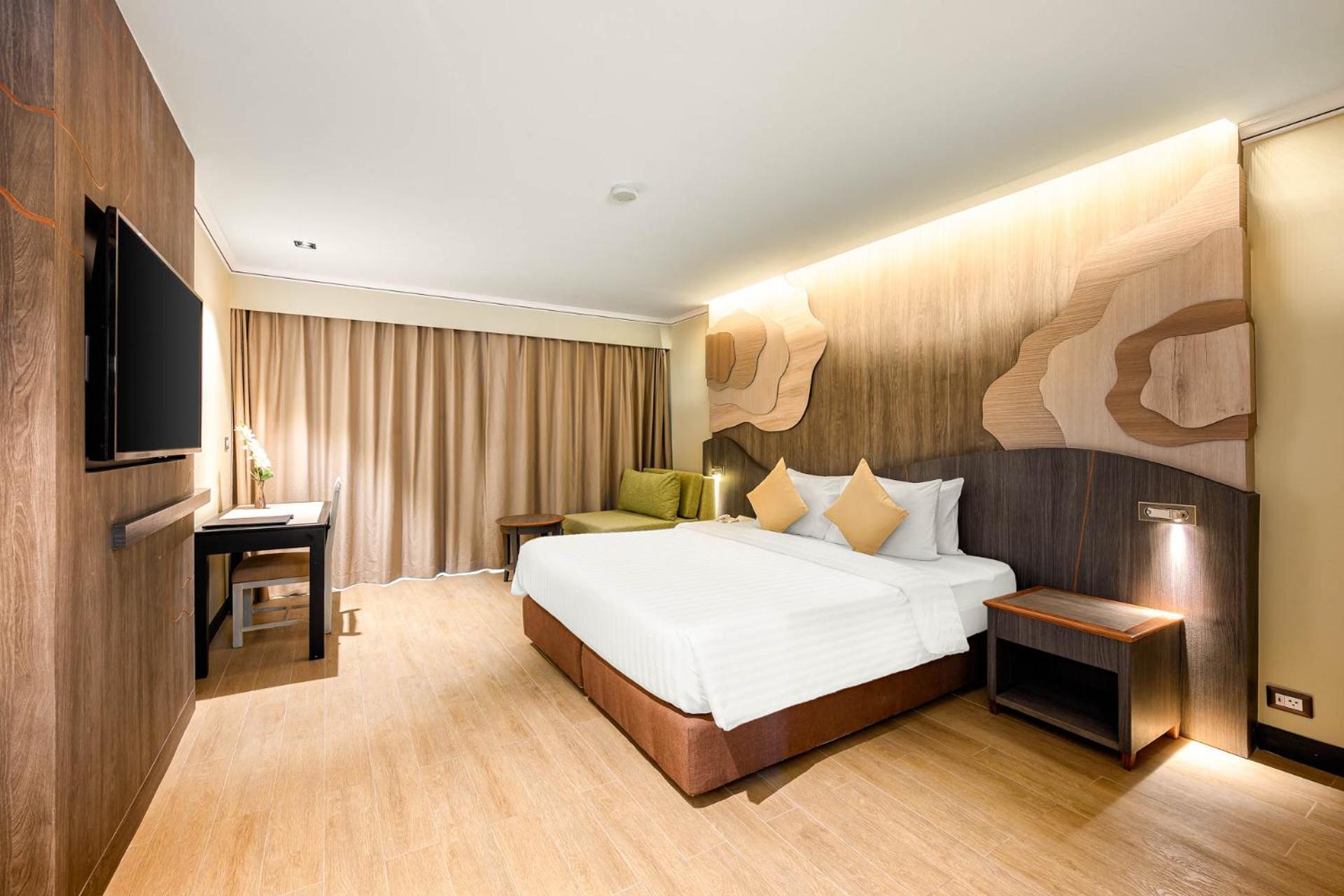 Amora Beach Resort Phuket Pantai Bang Tao Luaran gambar